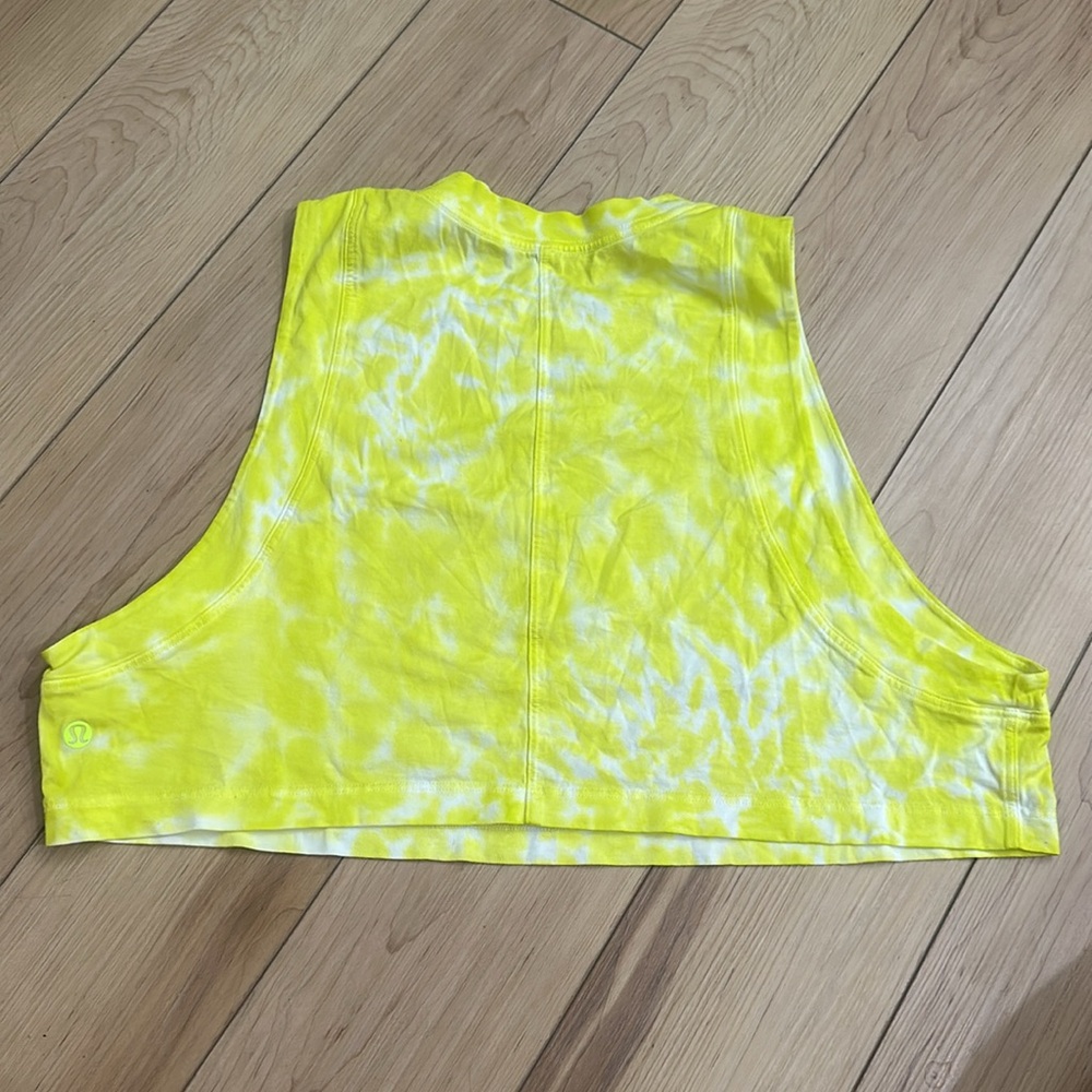 Lululemon All Yours Cropped Tank Medium - Picture 5 of 6